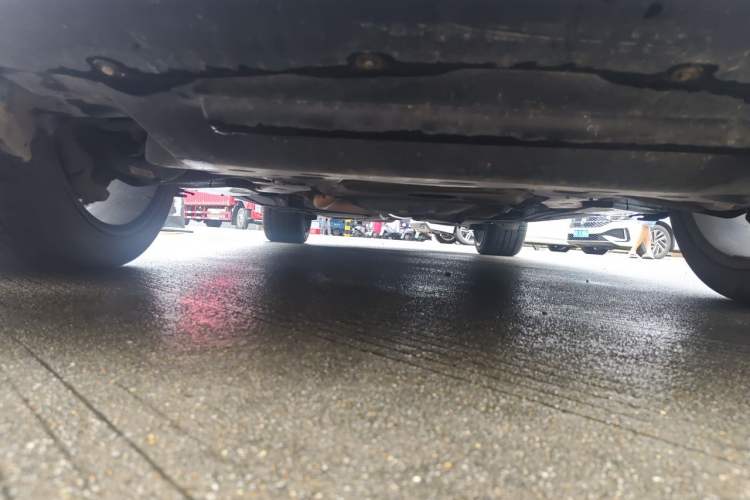 Used BMW X6 2018 xDrive28i Chassis Front
