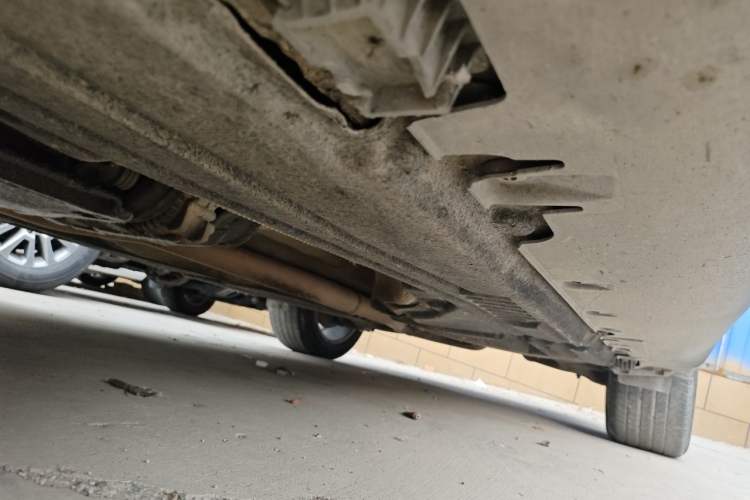 Used BMW X6  Chassis Front Left