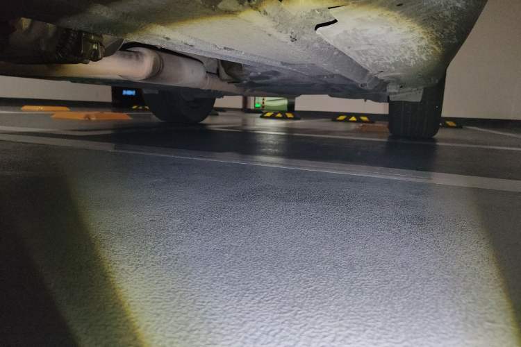 Used BMW X6 2018 xDrive28i Chassis Front Left