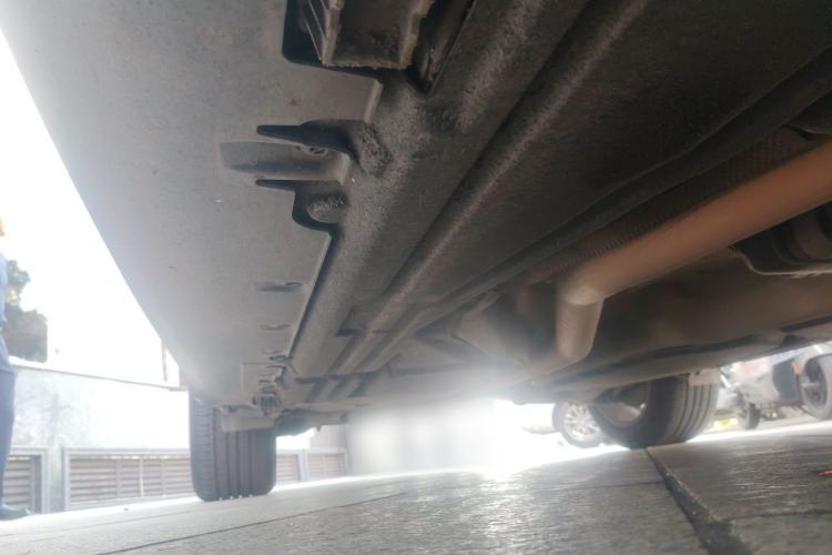 Used BMW X6  Chassis Front Right