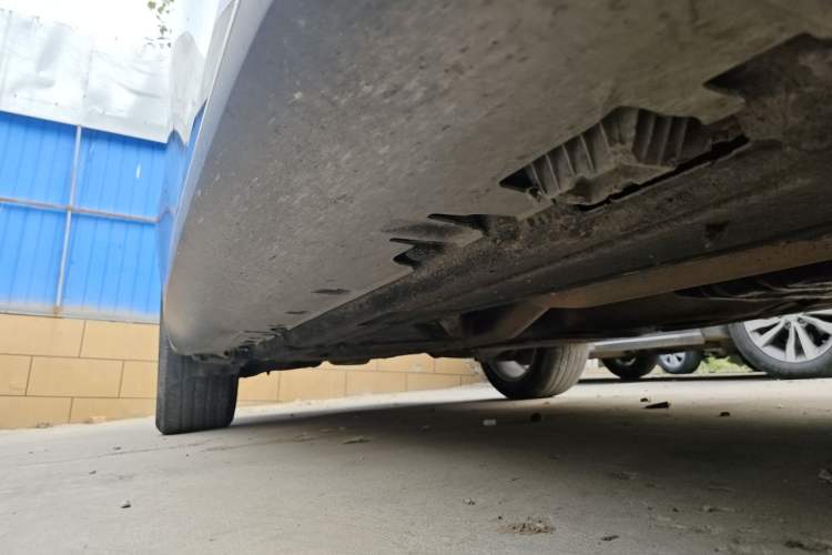 Used BMW X6  Chassis Front Right