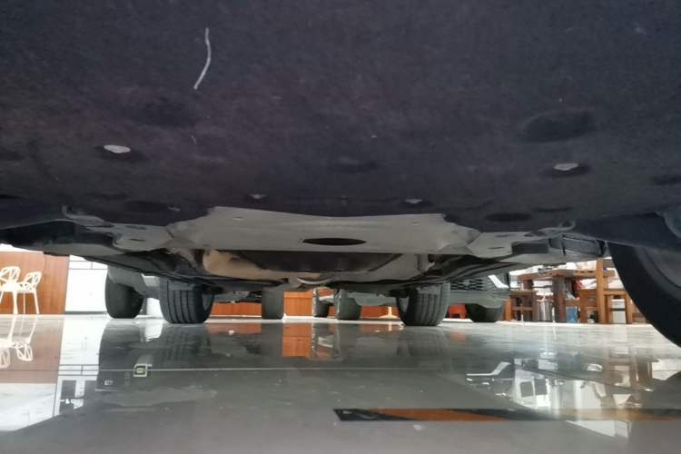 Used BMW X6 2018 xDrive28i Chassis Front