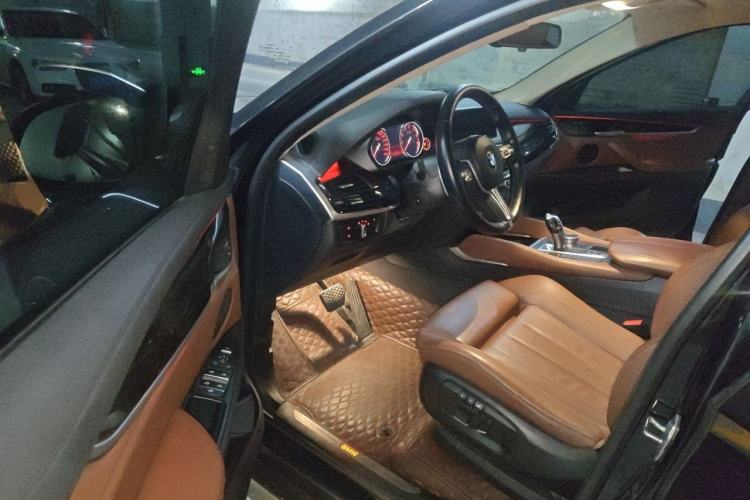 Used BMW X6 2018 xDrive28i Driver Seat