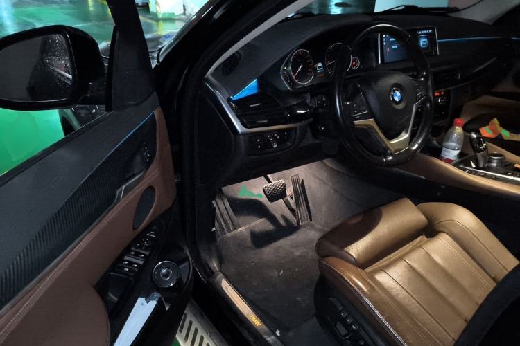 Used BMW X6 2018 xDrive28i Driver Seat