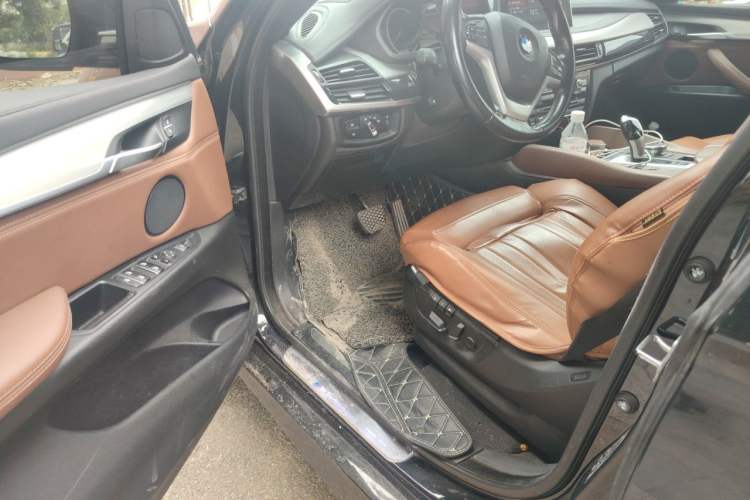 Used BMW X6  Driver Seat
