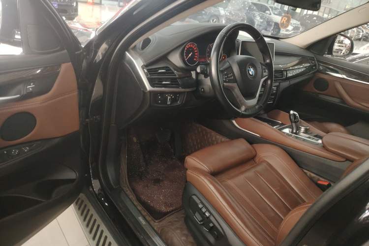 Used BMW X6 2018 xDrive28i Driver Seat