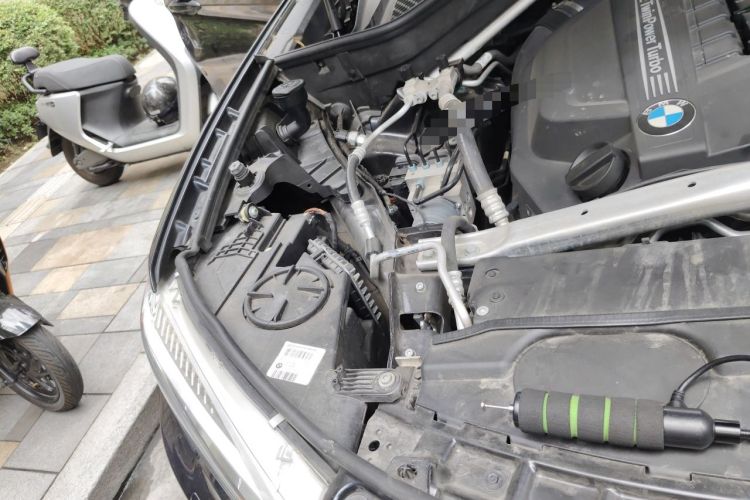 Used BMW X6 2018 xDrive35i M Sport Luxury Edition Engine Bay Right