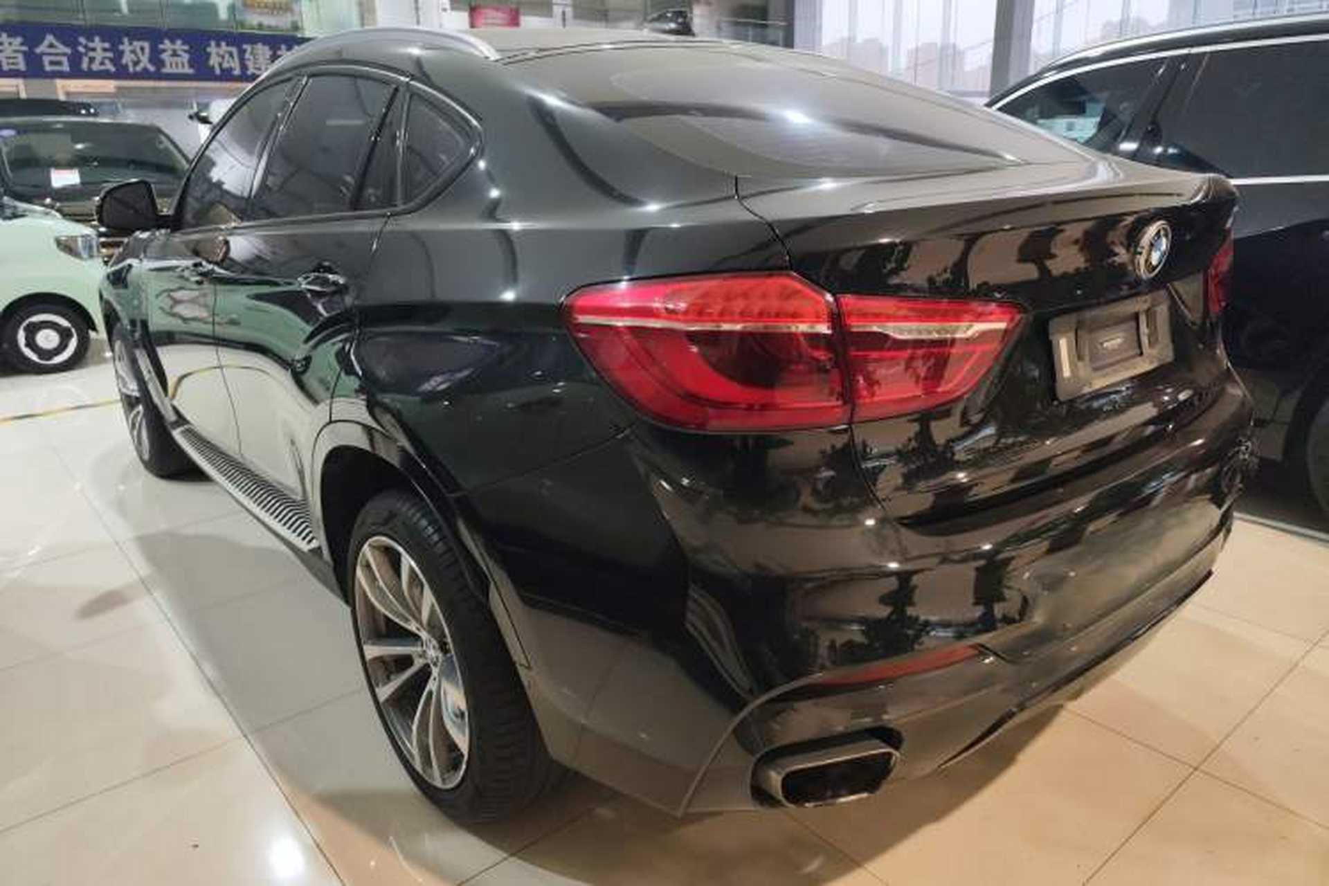 Used BMW X6 2018 xDrive28i Exterior 3