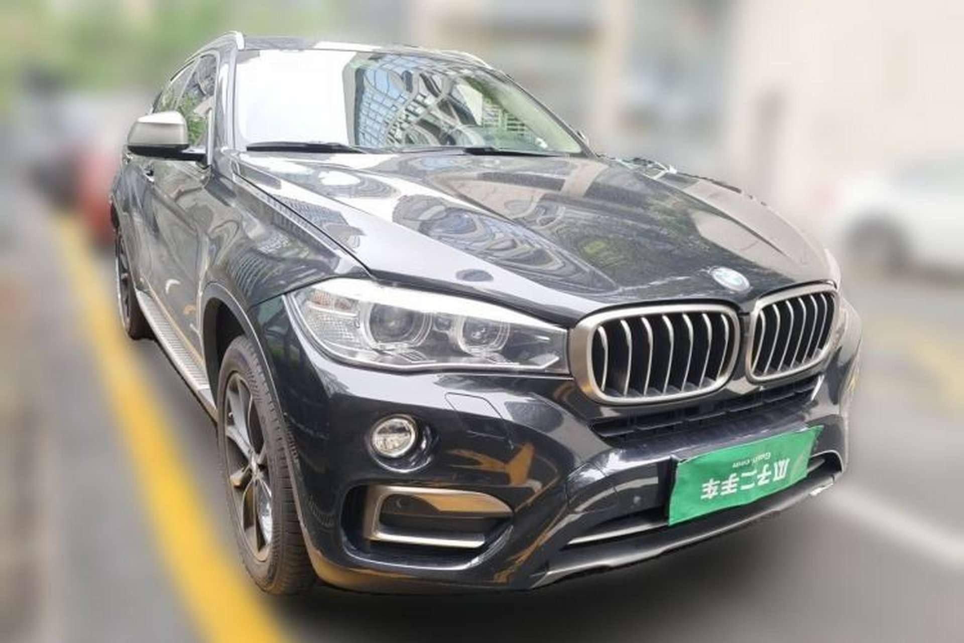 Used BMW X6 2018 xDrive28i Front Right 45 Deg