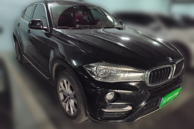 Used BMW X6 2018 xDrive35i Leading Model Front Right 45 Deg