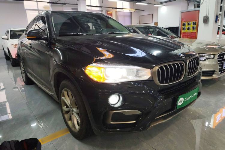 Used BMW X6 2018 xDrive28i Front Right 45 Deg