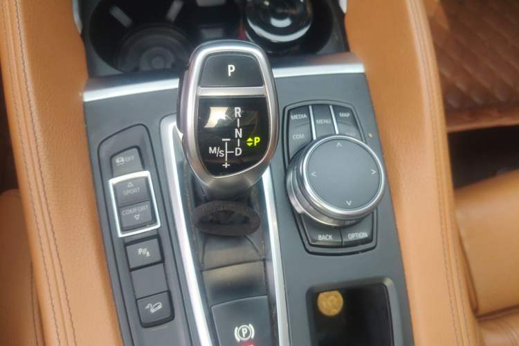 Used BMW X6  Gear Lever