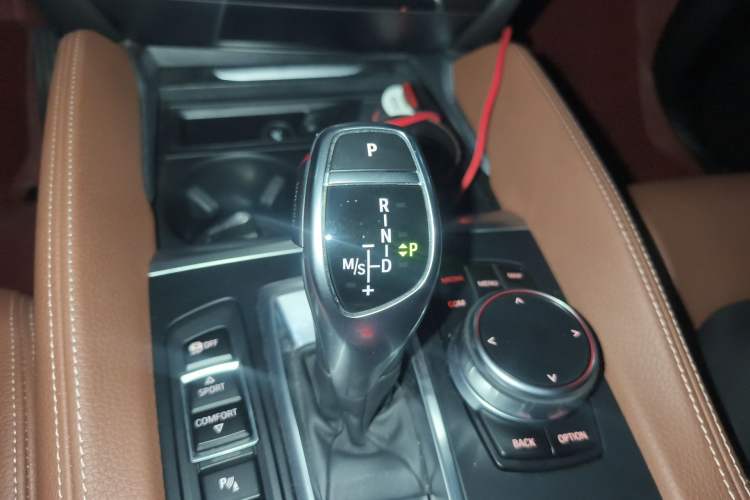 Used BMW X6 2018 xDrive35i Leading Model Gear Lever