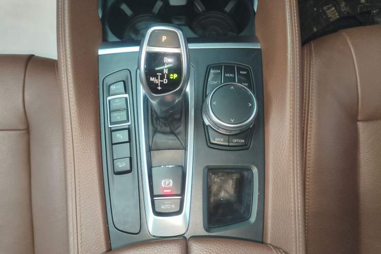 Used BMW X6 2018 xDrive35i Leading Model Gear Lever