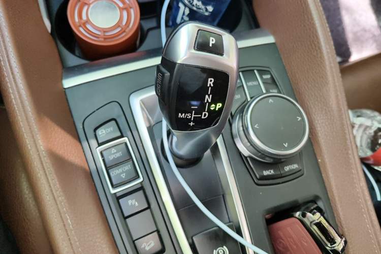 Used BMW X6 2018 xDrive28i Gear Lever