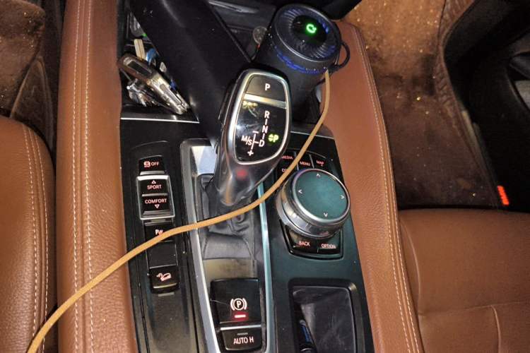 Used BMW X6 2018 xDrive35i Leading Model Gear Lever