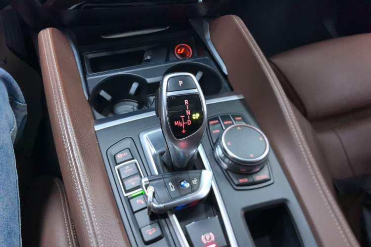 Used BMW X6 2018 xDrive35i M Sport Luxury Edition Gear Lever