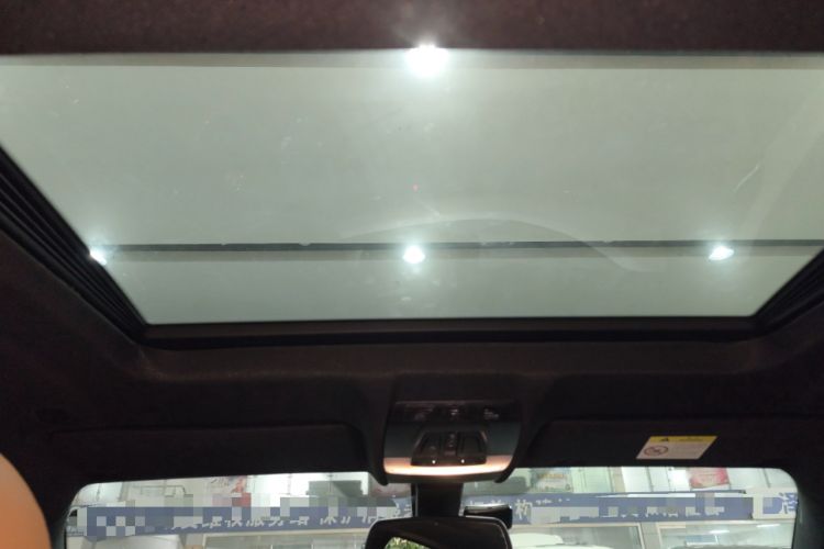 Used BMW X6 2018 xDrive28i Headliner