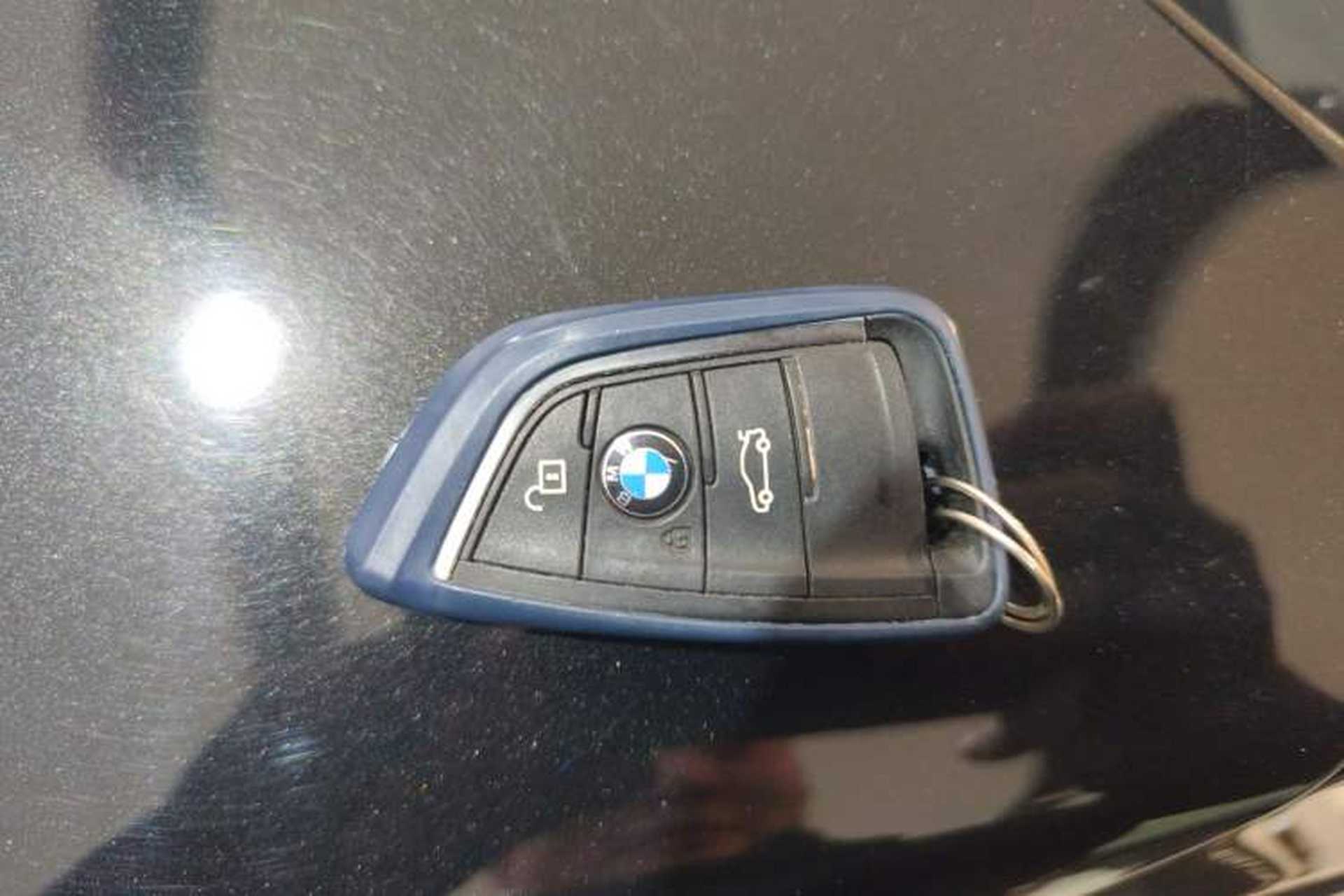 Used BMW X6 2018 xDrive28i Interior 1