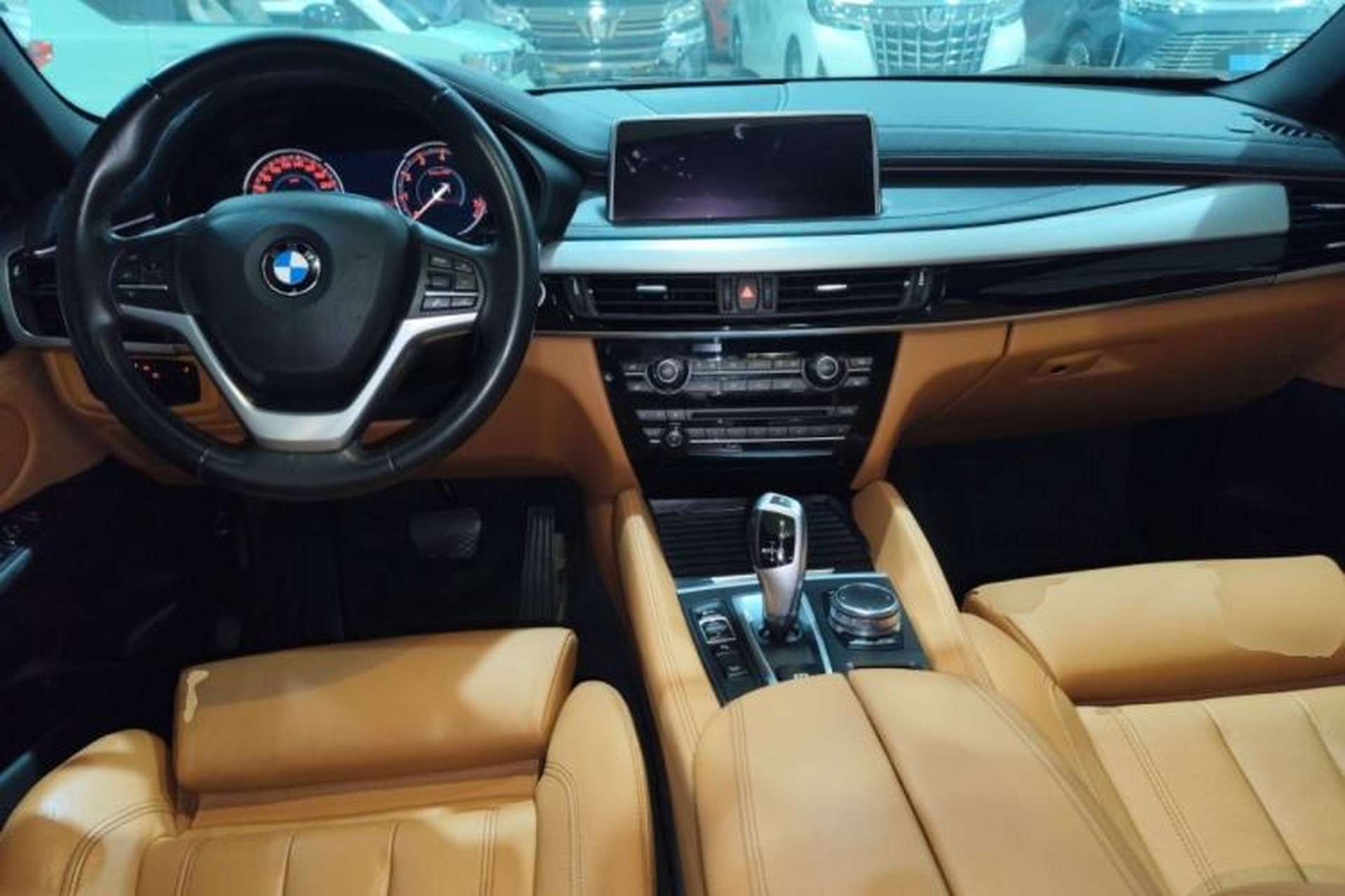 Used BMW X6 2018 xDrive28i Interior 2