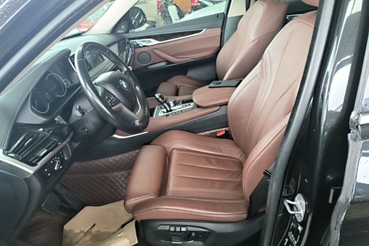 Used BMW X6 2018 xDrive28i Left Front Seat