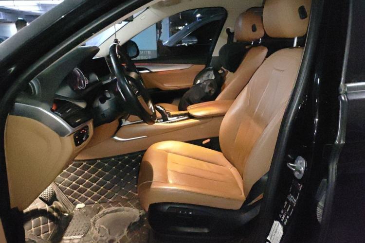 Used BMW X6 2018 xDrive35i Leading Model Left Front Seat