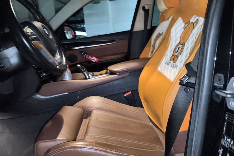 Used BMW X6 2018 xDrive28i Left Front Seat