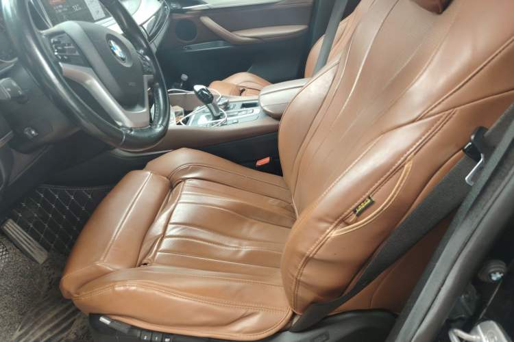 Used BMW X6  Left Front Seat