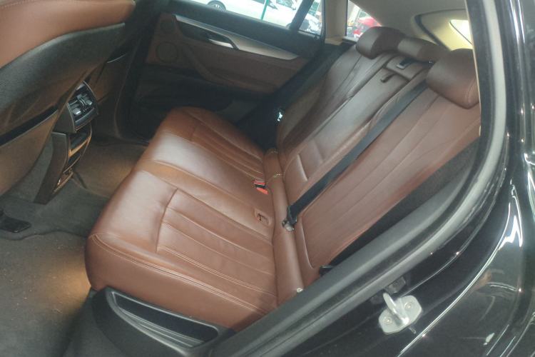 Used BMW X6 2018 xDrive35i Leading Model Left Rear Seat