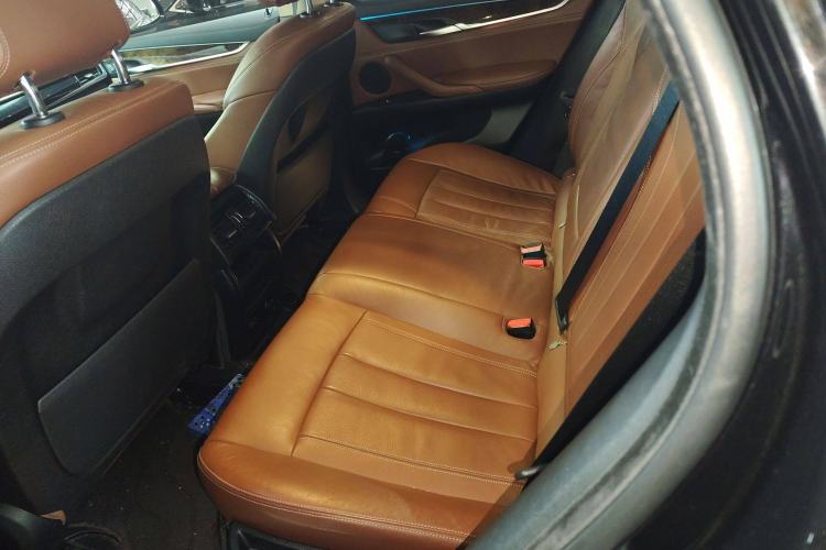 Used BMW X6 2018 xDrive28i Left Rear Seat