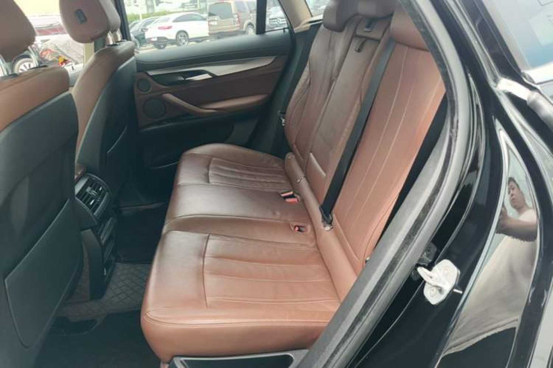Used BMW X6 2018 xDrive35i Leading Model Left Rear Seat