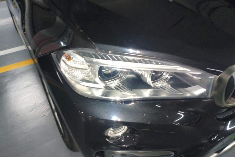 Used BMW X6 2018 xDrive28i Right Front Headlight