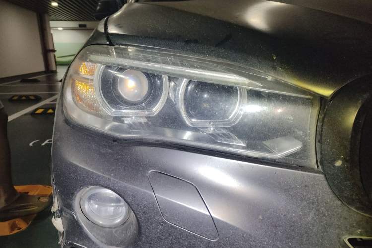 Used BMW X6 2018 xDrive28i Right Front Headlight