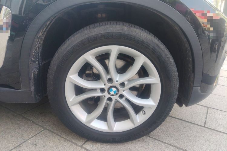 Used BMW X6  Right Front Wheel Hub