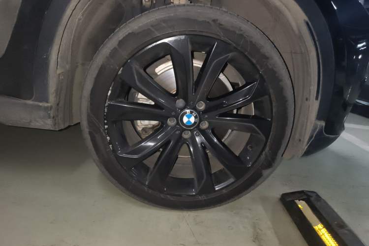 Used BMW X6 2018 xDrive35i Leading Model Right Front Wheel Hub