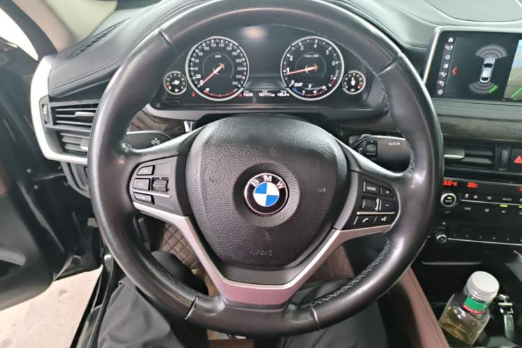 Used BMW X6 2018 xDrive28i Steering Wheel