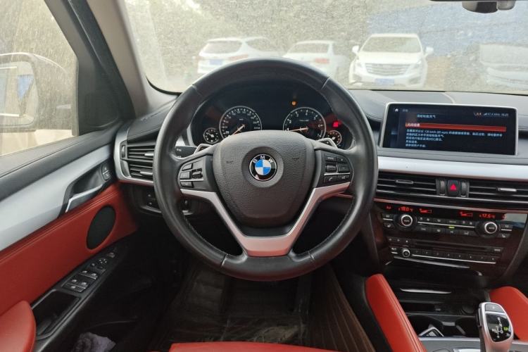 Used BMW X6  Steering Wheel