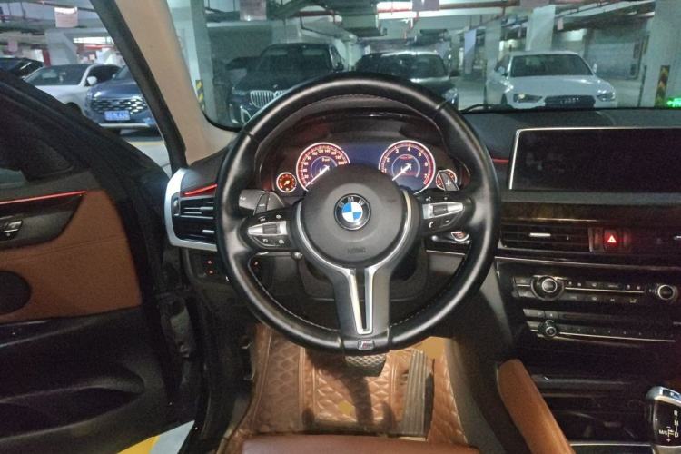 Used BMW X6 2018 xDrive28i Steering Wheel