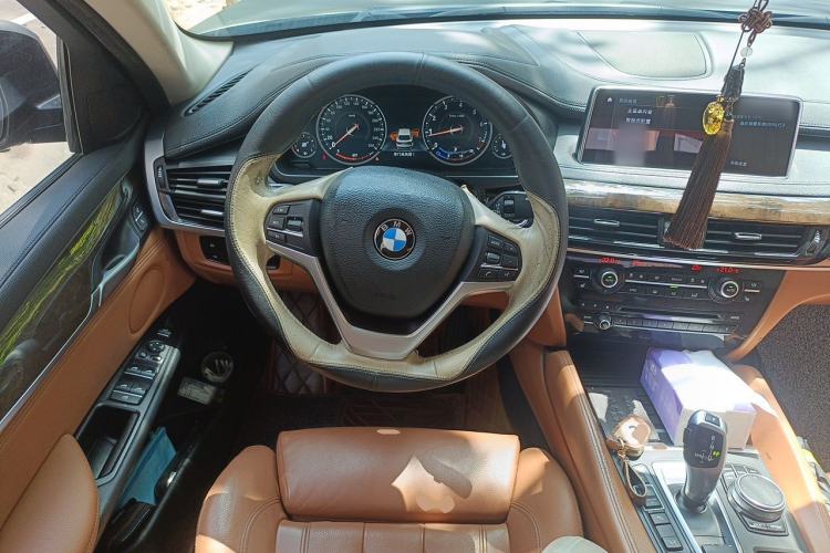 Used BMW X6 2018 xDrive28i Steering Wheel