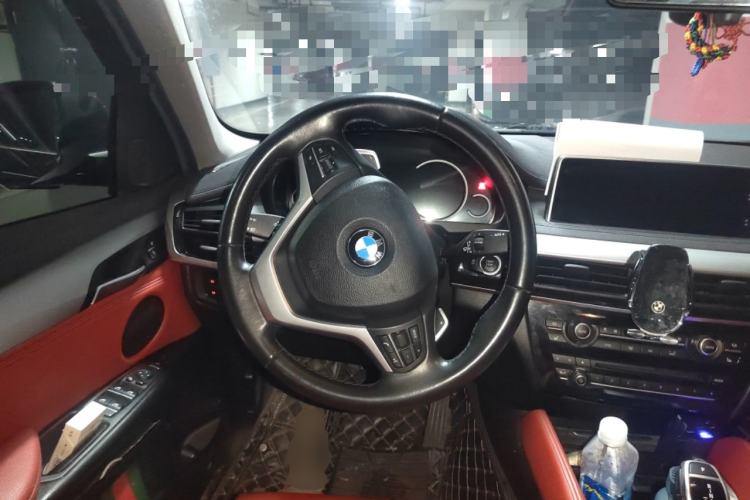 Used BMW X6 2018 xDrive35i Base Model Middle East Steering Wheel