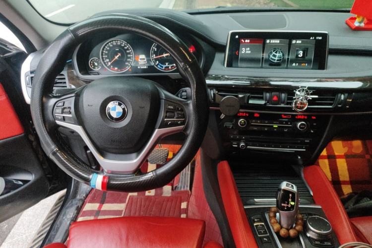 Used BMW X6 2018 xDrive28i Steering Wheel
