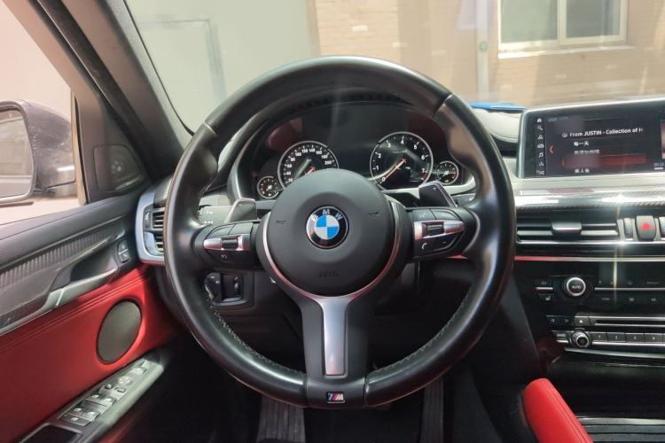 Used BMW X6 2018 xDrive35i M Sport Luxury Edition Steering Wheel