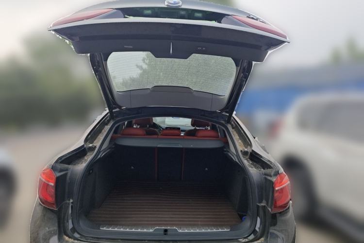 Used BMW X6  Trunk
