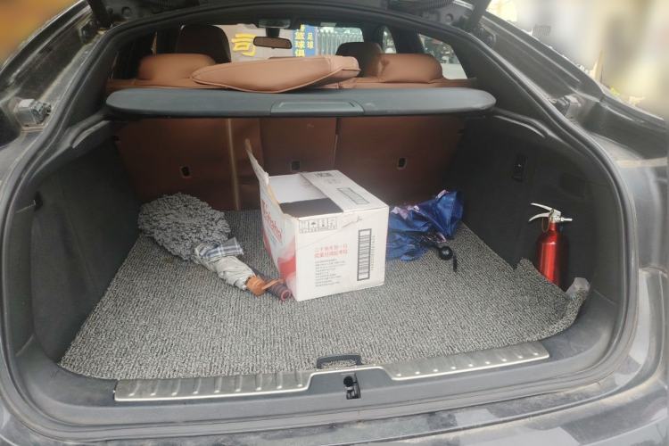 Used BMW X6  Trunk