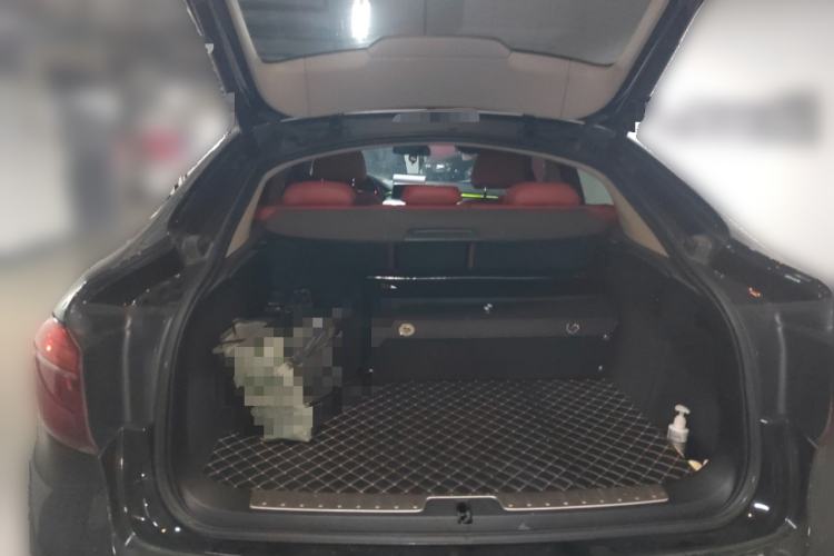 Used BMW X6 2018 xDrive35i Base Model Middle East Trunk