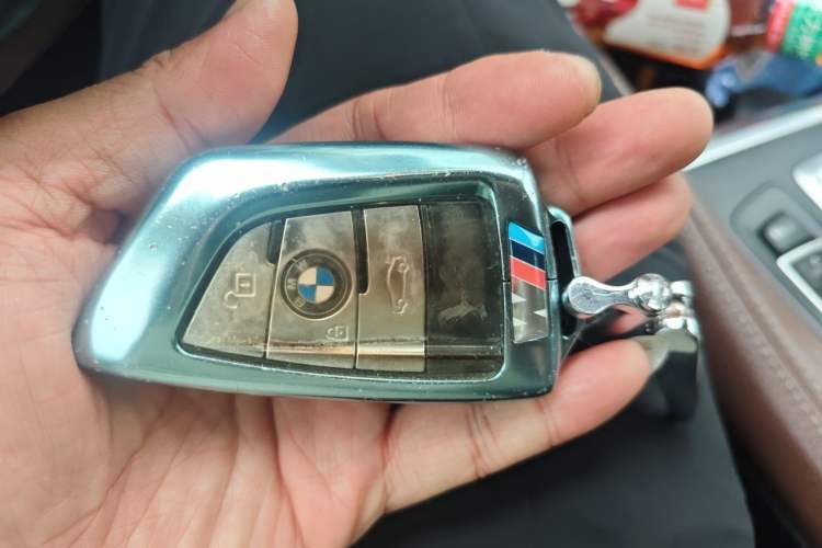 Used BMW X6 2018 xDrive28i Vehicle Key