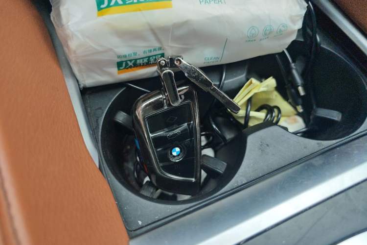 Used BMW X6  Vehicle Key