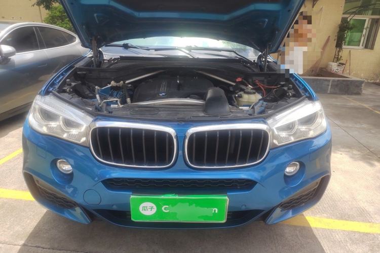 Used BMW X6 2018 xDrive35i Leading Model Engine Bay