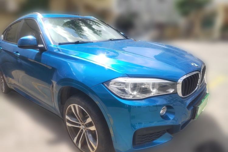 Used BMW X6 2018 xDrive35i Leading Model Front Right 45 Deg