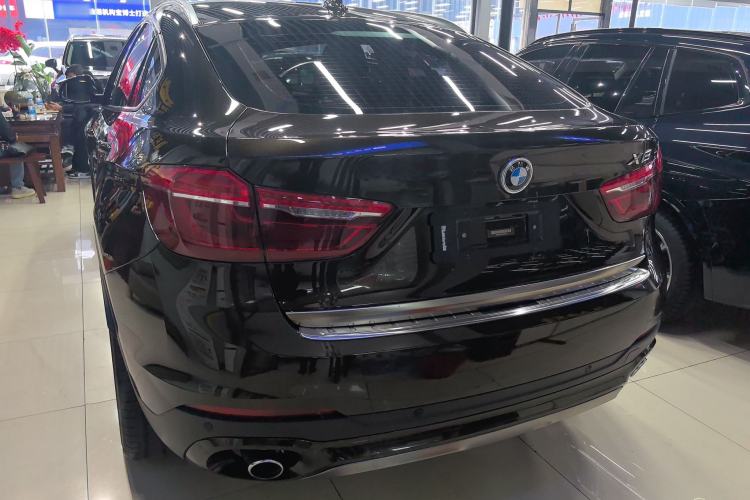 Used BMW X6 2018 xDrive28i Exterior 4